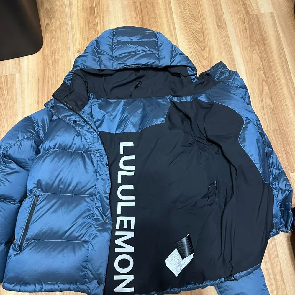LULULEMON ATHLETICA BLUE PUFFER JACKET, MEDIUM - Picture 5 of 12